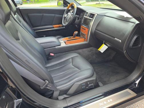Black Raven 2007 Cadillac XLR Base