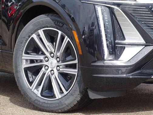 2025 Cadillac LYRIQ Luxury