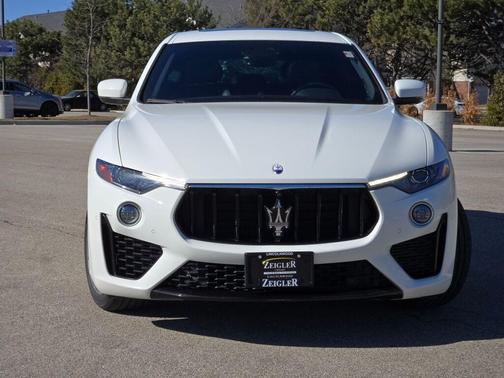 2023 Maserati Levante Modena
