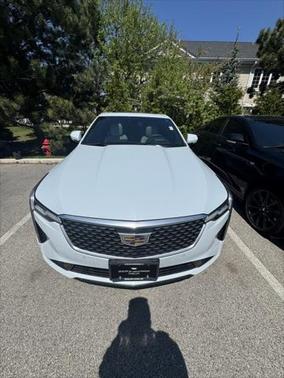 2021 Cadillac CT4 Premium Luxury