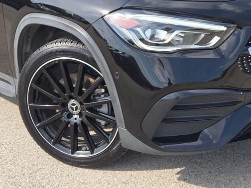 2023 Mercedes-Benz GLA 250 Base