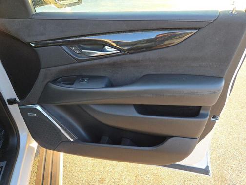 2019 Cadillac Escalade Platinum