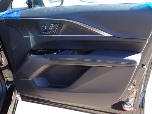 2025 Cadillac LYRIQ Luxury w/1SC