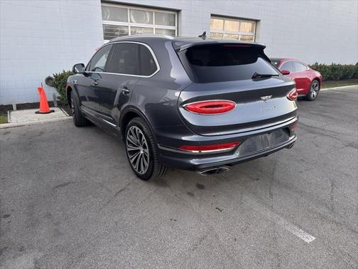 2022 Bentley Bentayga V8