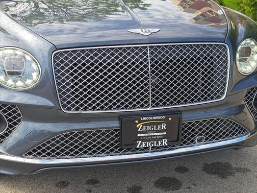 2022 Bentley Bentayga V8