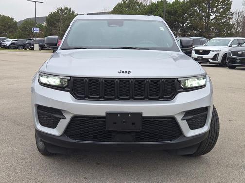 2024 Jeep Grand Cherokee Altitude