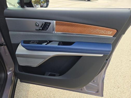 2026 Cadillac VISTIQ Premium Luxury