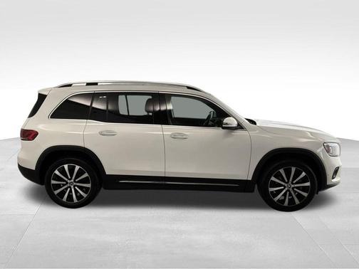 Polar White 2023 Mercedes-Benz GLB 250 Base