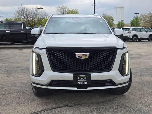 Crystal White Tricoat 2025 Cadillac Escalade Sport