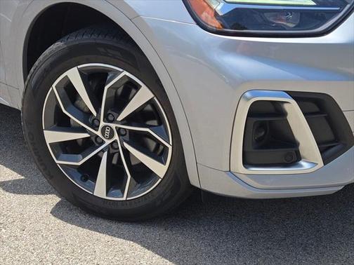 2022 Audi Q5 45 S line Premium Plus