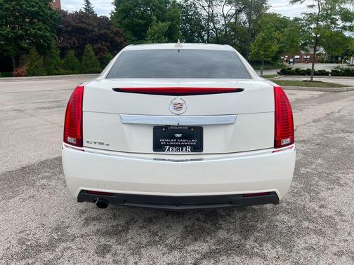 White Diamond Clearcoat 2013 Cadillac CTS Luxury