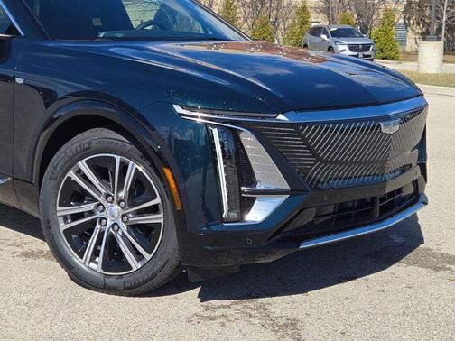 2026 Cadillac LYRIQ Premium Luxury