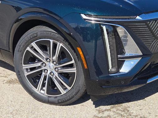 2026 Cadillac LYRIQ Premium Luxury