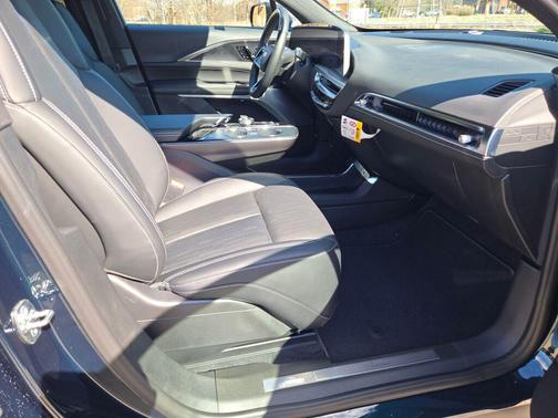 2026 Cadillac LYRIQ Premium Luxury