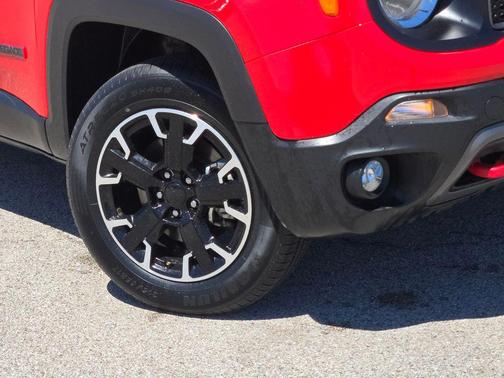 Colorado Red Clearcoat 2023 Jeep Renegade Trailhawk