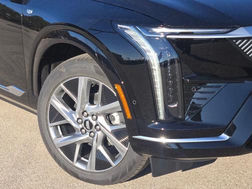 2026 Cadillac OPTIQ Luxury