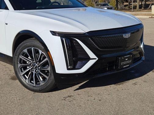 2026 Cadillac LYRIQ Premium Sport