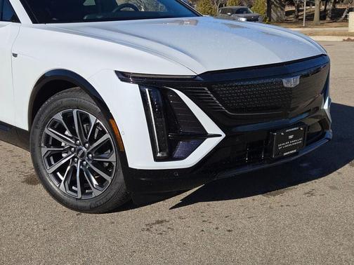 2026 Cadillac LYRIQ Premium Sport