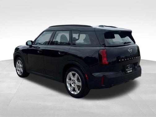 Midnight Black II Metallic 2025 MINI Countryman Cooper S ALL4