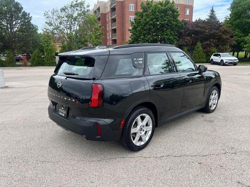 Midnight Black II Metallic 2025 MINI Countryman Cooper S ALL4