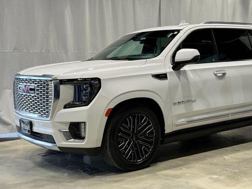 Summit White 2021 GMC Yukon Denali