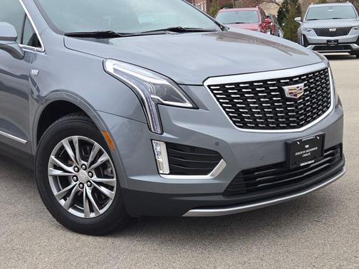 2022 Cadillac XT5 Premium Luxury