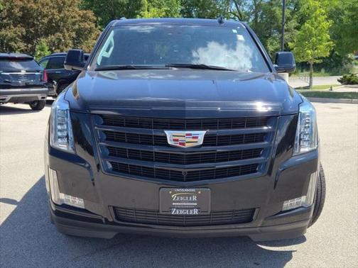 2020 Cadillac Escalade Luxury