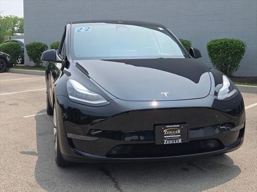 2022 Tesla Model Y Long Range Dual Motor All-Wheel Drive