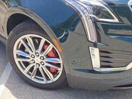 2024 Cadillac XT5 Sport