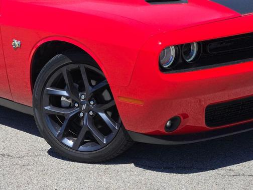 Torred Clearcoat 2023 Dodge Challenger SXT