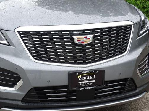 2022 Cadillac XT5 Premium Luxury