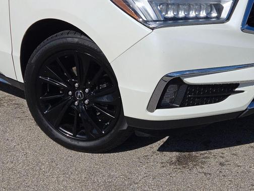 2017 Acura MDX 3.5L w/Advance Package