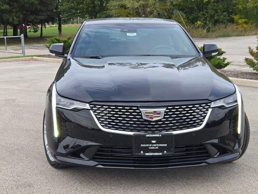 2025 Cadillac XT5 Luxury