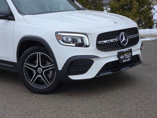 2023 Mercedes-Benz GLB 250 Base