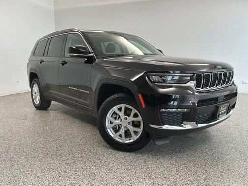 Diamond Black Crystal Pearlcoat 2023 Jeep Grand Cherokee L Limited