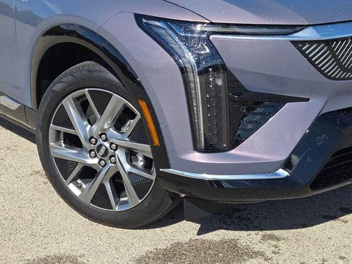 2026 Cadillac OPTIQ Premium Luxury