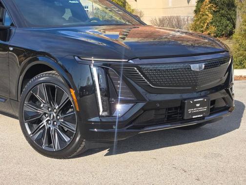 2026 Cadillac LYRIQ Signature Sport