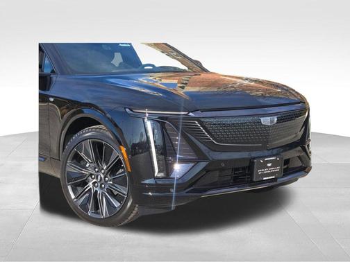 Stellar Black Metallic 2026 Cadillac LYRIQ Signature Sport
