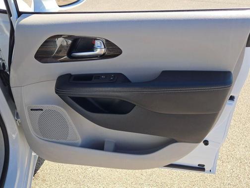 2021 Chrysler Pacifica Limited