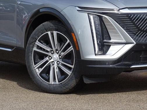 2025 Cadillac LYRIQ Luxury w/1SC