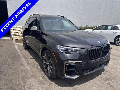 2021 BMW X7 M50i
