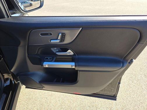 2023 Mercedes-Benz GLB 250 4MATIC