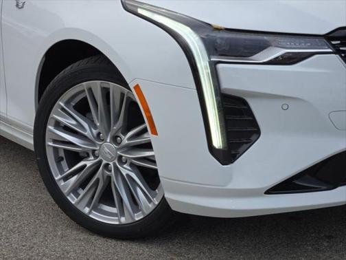 2025 Cadillac CT4 Premium Luxury