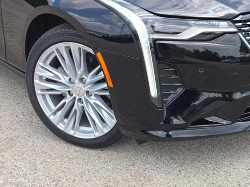 2025 Cadillac CT4 Premium Luxury RWD