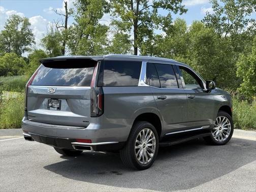 2022 Cadillac Escalade Premium Luxury
