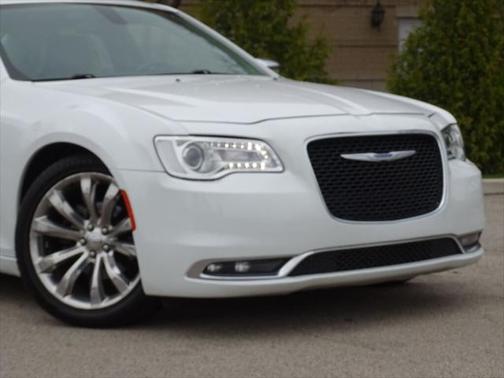 2020 Chrysler 300 Limited