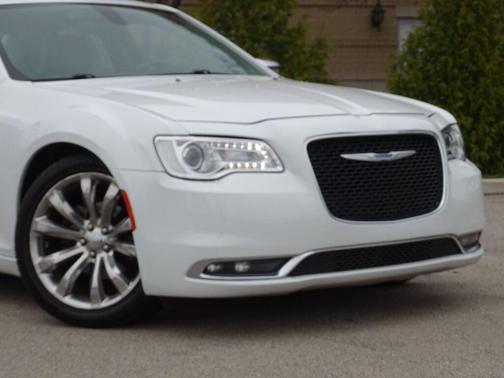 2020 Chrysler 300 Limited