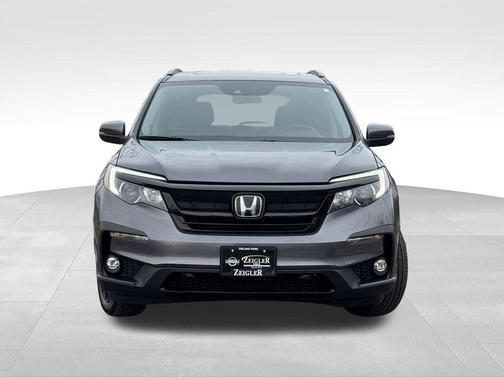 Crystal Black Pearl 2022 Honda Pilot AWD Special Edition