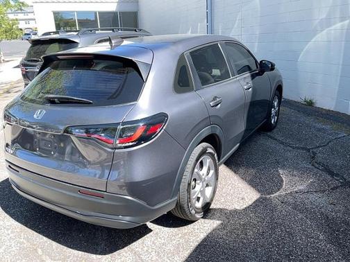 Black 2023 Honda HR-V LX