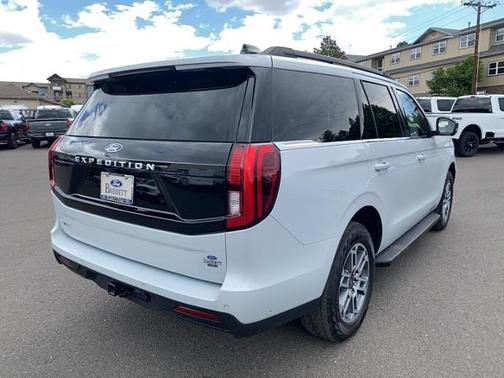 SPACE SILVER METALLIC 2025 Ford Expedition ACTIVE